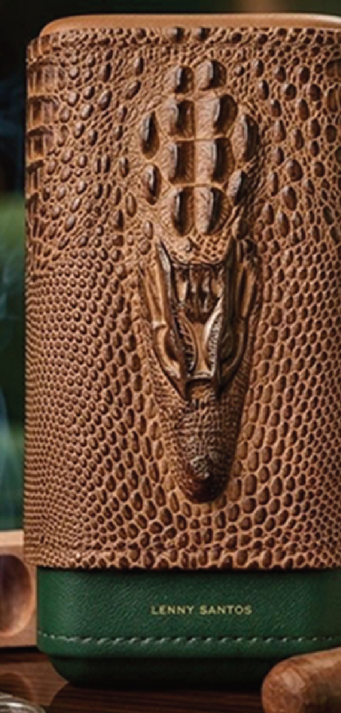 Cigar travel case in cedar wood with crocodile-embossed leather, by Puro by Lenny Santos