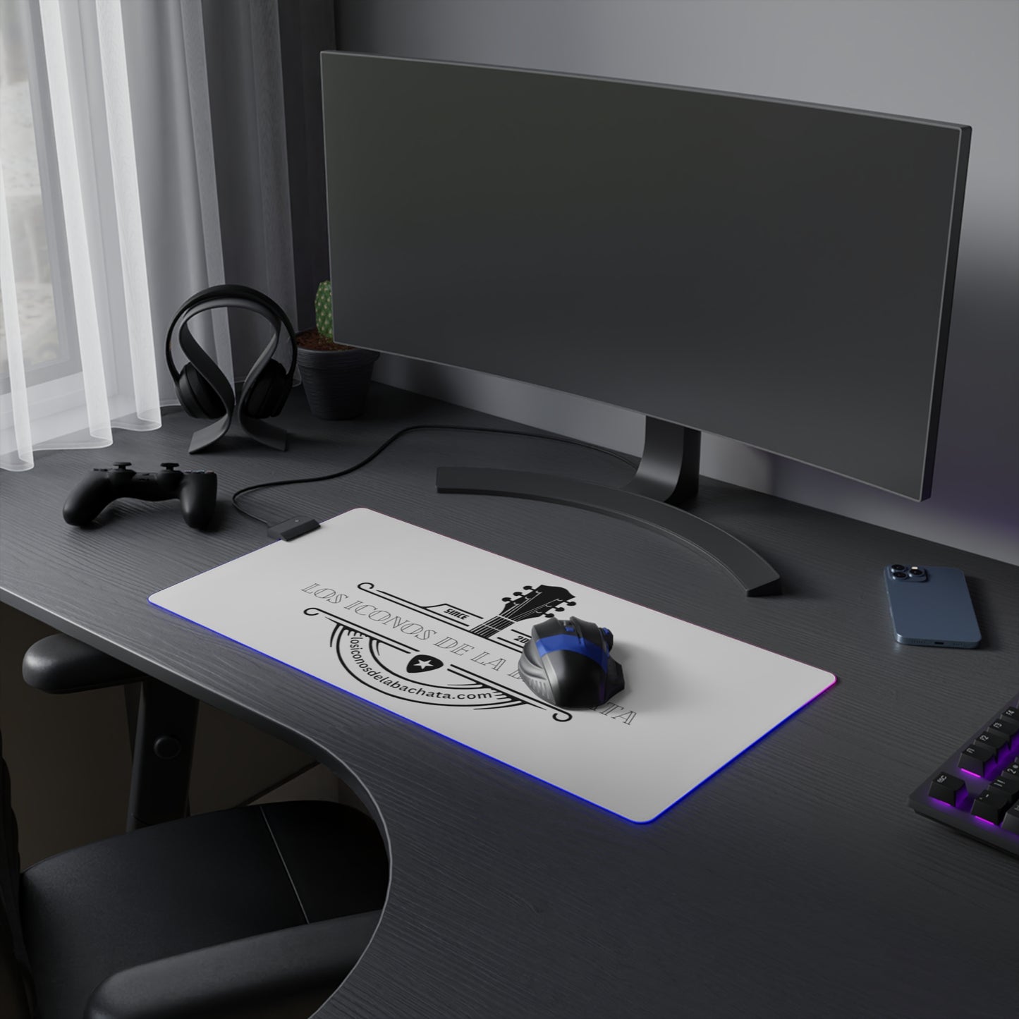 Los Iconos De La Bachata LED Gaming Mouse Pad