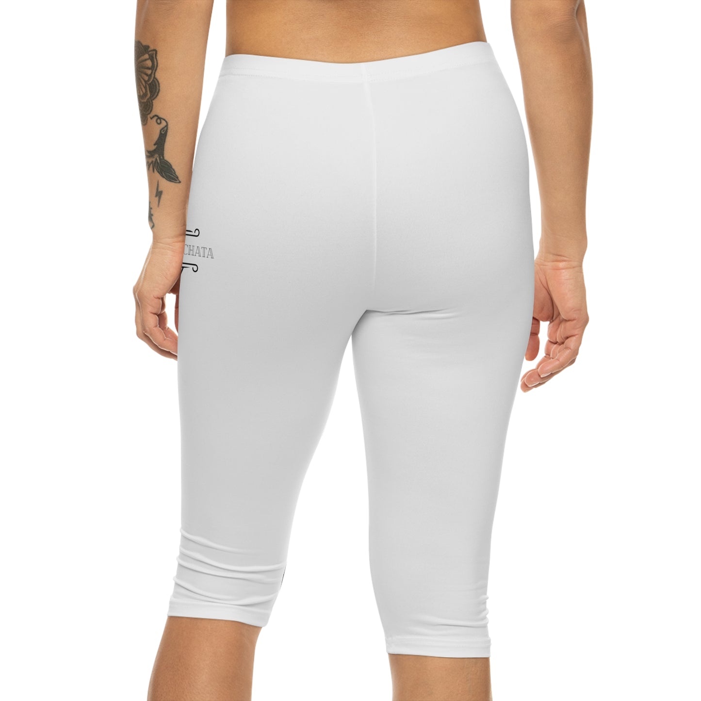 Los Iconos De La Bachata Women’s Capri Leggings (AOP)